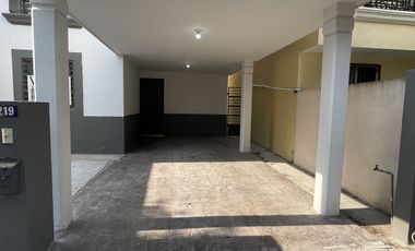CASA EN VENTA, PARAJE ANAHUAC - ESCOBEDO N.L.