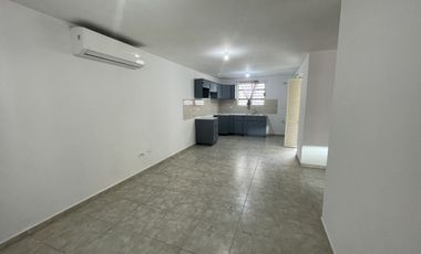 CASA EN VENTA, PARAJE ANAHUAC - ESCOBEDO N.L.
