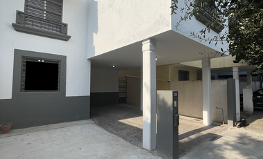 CASA EN VENTA, PARAJE ANAHUAC - ESCOBEDO N.L.