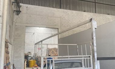 Se vende Bodega Periférico y Juan de Barrera