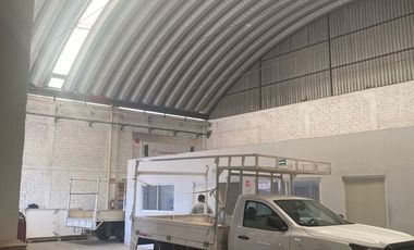 Se vende Bodega Periférico y Juan de Barrera