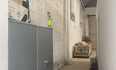 Se vende Bodega Periférico y Juan de Barrera