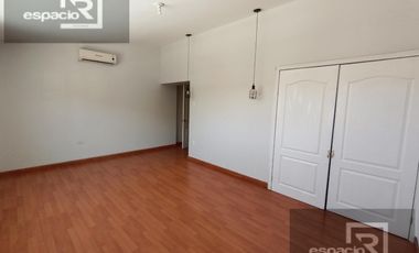CASA EN VENTA AL NORTE EN RINCONADAS DE LA SIERRA MUY CERCA DE LA EGIPTO