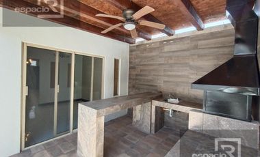 CASA EN VENTA AL NORTE EN RINCONADAS DE LA SIERRA MUY CERCA DE LA EGIPTO