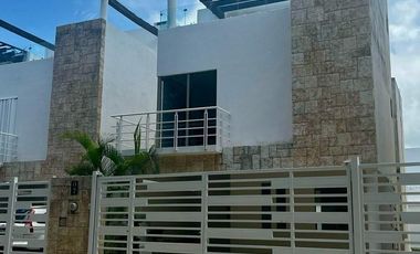 Casa en venta en Bali- 3 Recámaras-CON JACUZZI- Sport Club