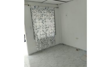 VENDO APARTAMENTO EN EL CENTRO DE MONTERA CÓRDOBA