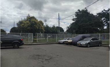 VENDO CASA VILLA LUZ (CERCA AL PARQUE)