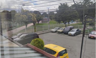 VENDO CASA VILLA LUZ (CERCA AL PARQUE)