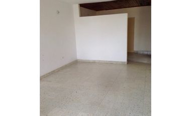 VENDO  APARTAMENTO  EN EL BARRIO LA JULIA MONTERA