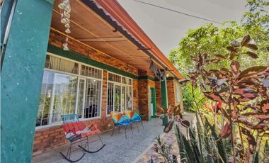 Maat vende casa campestre, Balsal-Villeta 798m2 $600Millones
