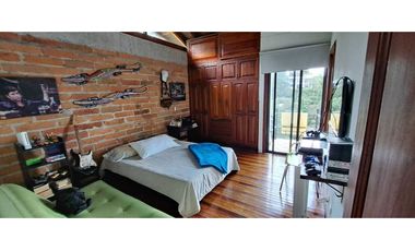 Vendo casa campestre  en Sabaneta