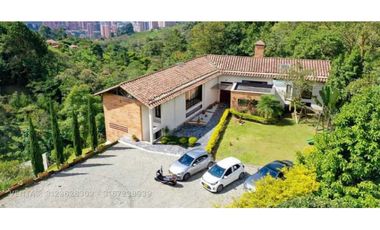 Vendo casa campestre  en Sabaneta