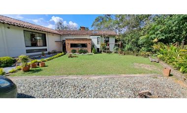 Vendo casa campestre  en Sabaneta