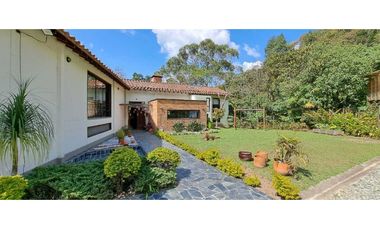 Vendo casa campestre  en Sabaneta