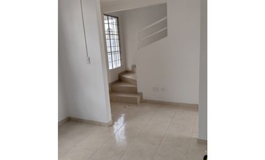 VENDO CASA EN EL BARRIO LA CASTELLANA MONTERIA CORDOBA