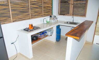 VENDO CABAÑA Y LOTE EN PLAYAS SAN BERNARDO DEL VIENTO