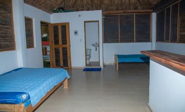 VENDO CABAÑA Y LOTE EN PLAYAS SAN BERNARDO DEL VIENTO