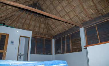 VENDO CABAÑA Y LOTE EN PLAYAS SAN BERNARDO DEL VIENTO