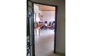 VENDO DUPLEX DE APARTAMENTOS EN EL CENTRO MONTERA COLOMBIA