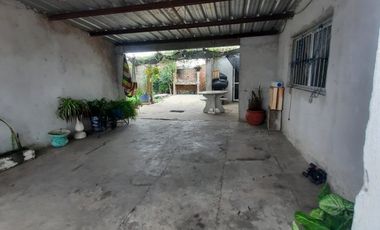 VEMTA - CASA 3 HABITACIONES + 2 LOCALES COMERCIALES