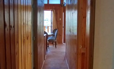 VENTA PARCELA  CON  CASA , ARBOLES FRUTALES Y PARRONALES