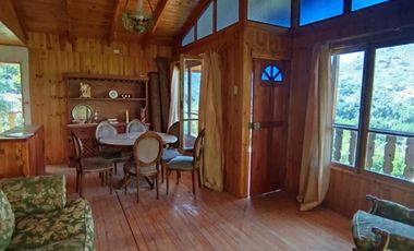 VENTA PARCELA  CON  CASA , ARBOLES FRUTALES Y PARRONALES