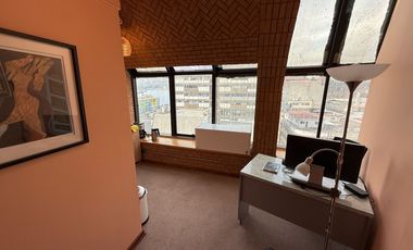 OFICINA DE 56M2 CON 3 PRIVADOS Y 1 BAÑO EN VALPARAÍSO