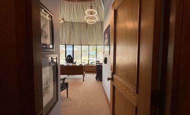 OFICINA DE 56M2 CON 3 PRIVADOS Y 1 BAÑO EN VALPARAÍSO