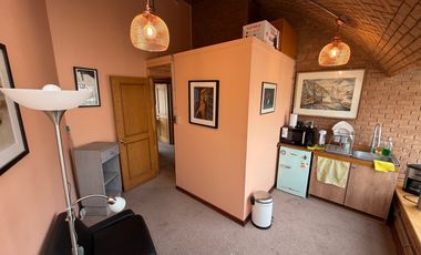 OFICINA DE 56M2 CON 3 PRIVADOS Y 1 BAÑO EN VALPARAÍSO