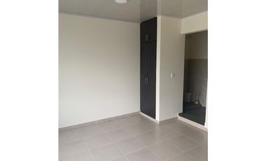 Se vende casa comercial en Granada,Meta