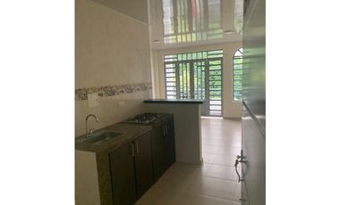 Se vende casa comercial en Granada,Meta