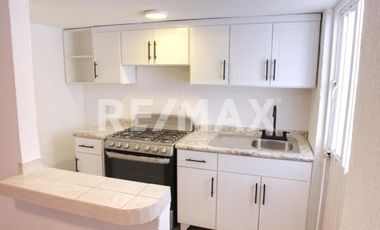 Casa en Renta Amueblada - (3)