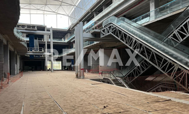 PLAZA CON HOTEL EN VENTA - (3)
