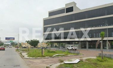 OFICINAS EN RENTA - (3)