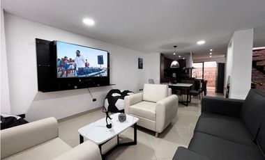 Amoblada HERMOSA Casa barrio Belén con Jacuzzi