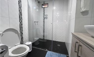 Amoblada HERMOSA Casa barrio Belén con Jacuzzi