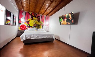 Amoblada HERMOSA Casa barrio Belén con Jacuzzi