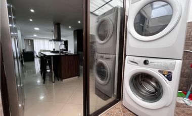 Amoblada HERMOSA Casa barrio Belén con Jacuzzi