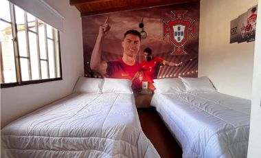 Amoblada HERMOSA Casa barrio Belén con Jacuzzi