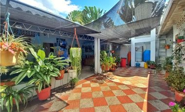 Maat vende Casa San Cayetano - Villeta 226M2 $450Millones