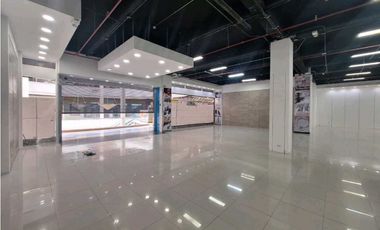 LOCAL EN ARRIENDO EN CENTRO COMERCIAL AL SUR, BOGOTA