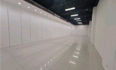 LOCAL EN ARRIENDO EN CENTRO COMERCIAL AL SUR, BOGOTA