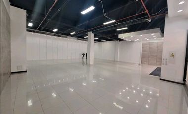 LOCAL EN ARRIENDO EN CENTRO COMERCIAL AL SUR, BOGOTA