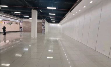 LOCAL EN ARRIENDO EN CENTRO COMERCIAL AL SUR, BOGOTA