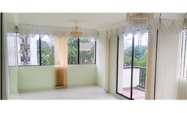 ARRIENDO APARTAMENTO CON 2 PARQUADEROS CUBIERTOS Y 2 DEPOSITOS
