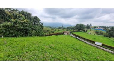 Se vende lote en conjunto circasia Quindio