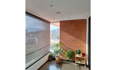 SE VENDE APARTAMENTO EN EL POBLADO LAS LOMAS 2 parqueadero doble