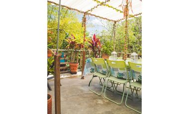 Casa con alojamiento en venta, en el caribe colombiano y rentando