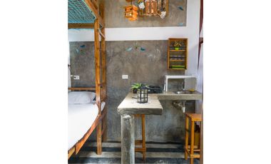 Casa con alojamiento en venta, en el caribe colombiano y rentando