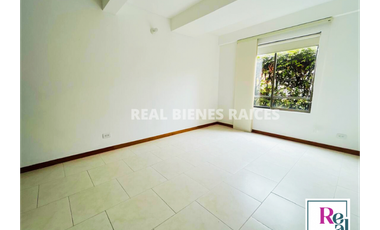 VENDO APARTAESTUDIO SEGUNDO PISO EN UNIDAD CERRADA